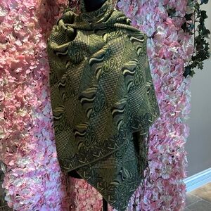 Green PASHMINA blend Patterned Shawl Wrap